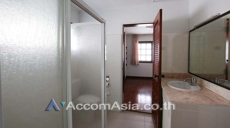 10  3 br House For Rent in Sukhumvit ,Bangkok BTS Phrom Phong 1716799