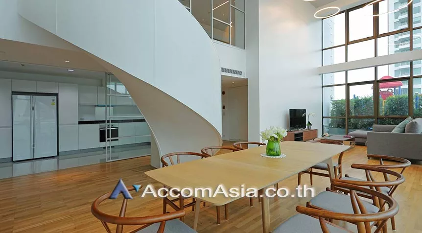 Duplex Condo, Pet friendly |  4 Bedrooms  Apartment For Rent in Sukhumvit, Bangkok  near BTS Phrom Phong (20688)