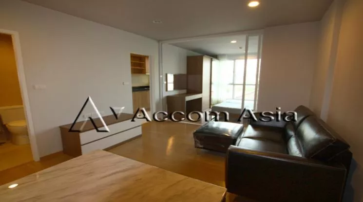 unit 1 Bedroom  Condominium For Rent & Sale in Sukhumvit, Bangkok  near BTS Ekkamai (1516816)