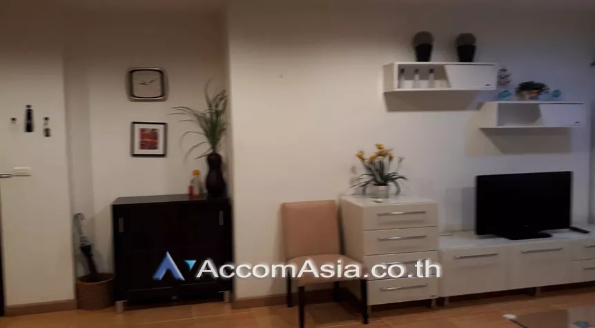 unit 2 Bedrooms  Condominium For Rent in Sukhumvit, Bangkok  near BTS Ekkamai (1516844)