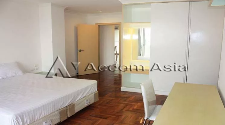 8  3 br Apartment For Rent in Sathorn ,Bangkok BTS Chong Nonsi at Perfect For Family 1416860