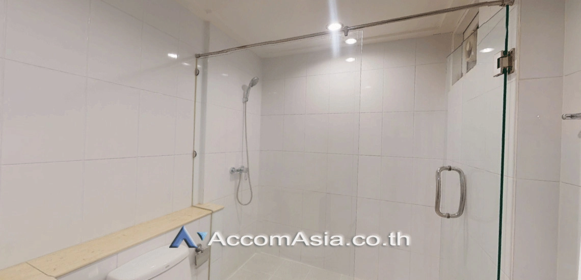 7  4 br House For Rent in Sukhumvit ,Bangkok BTS Ekkamai at Private Compound 1916878