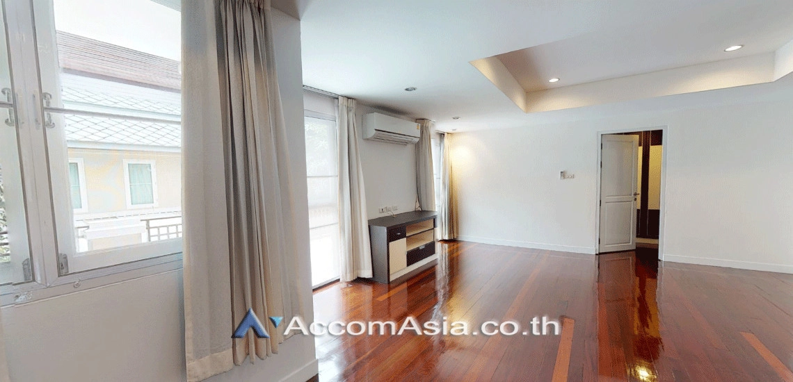 15  4 br House For Rent in Sukhumvit ,Bangkok BTS Ekkamai at Private Compound 1916878