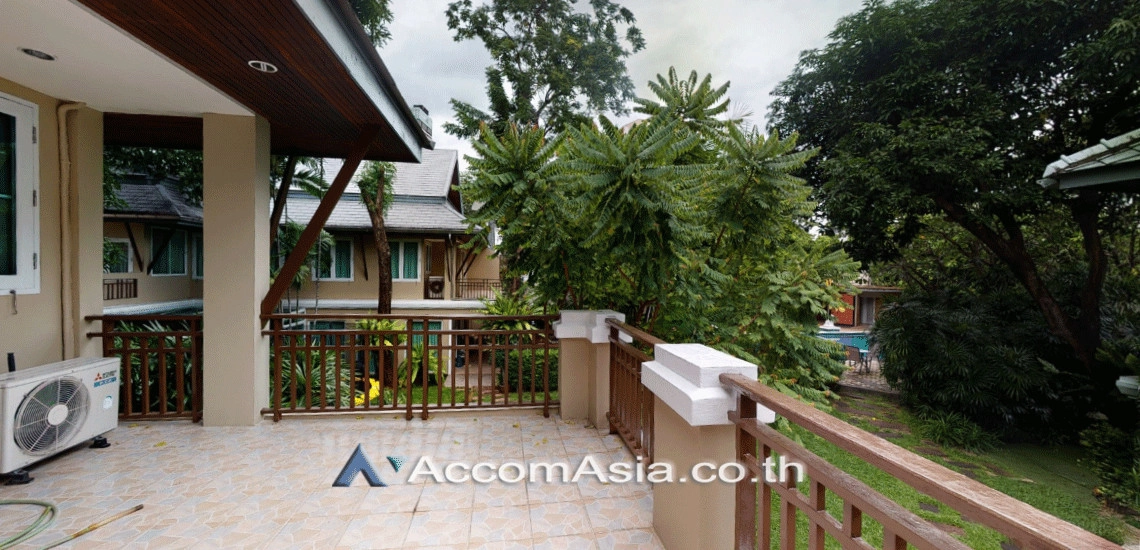 16  4 br House For Rent in Sukhumvit ,Bangkok BTS Ekkamai at Private Compound 1916878