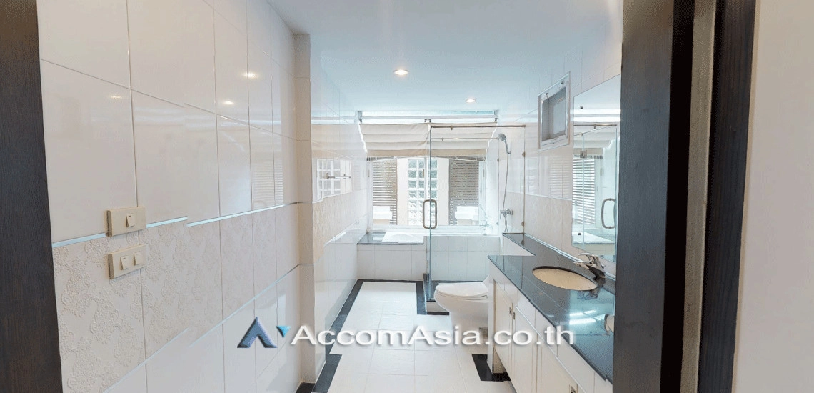 17  4 br House For Rent in Sukhumvit ,Bangkok BTS Ekkamai at Private Compound 1916878