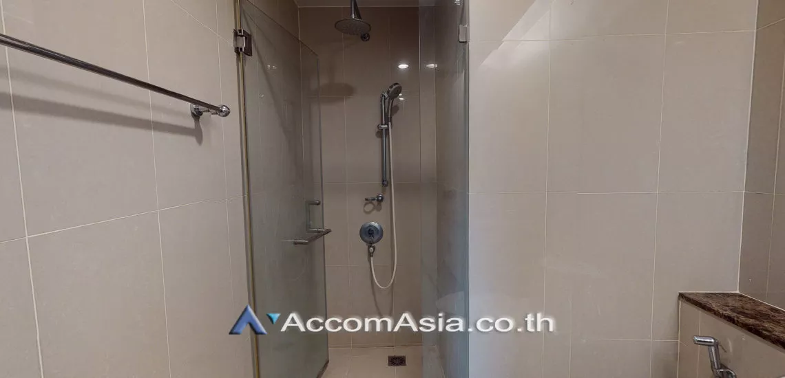 unit 2 Bedrooms  Condominium For Rent in Sukhumvit, Bangkok  near BTS Nana (1516901)