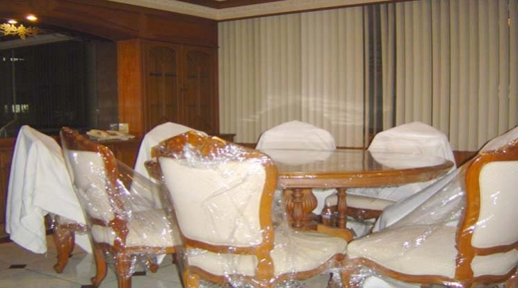 unit 3 Bedrooms  Townhouse For Rent & Sale in Sukhumvit, Bangkok  near BTS Thong Lo (120030)