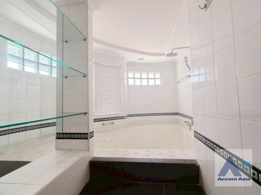 19  3 br Condominium for rent and sale in Sukhumvit ,Bangkok BTS Nana at Kallista Mansion 10155