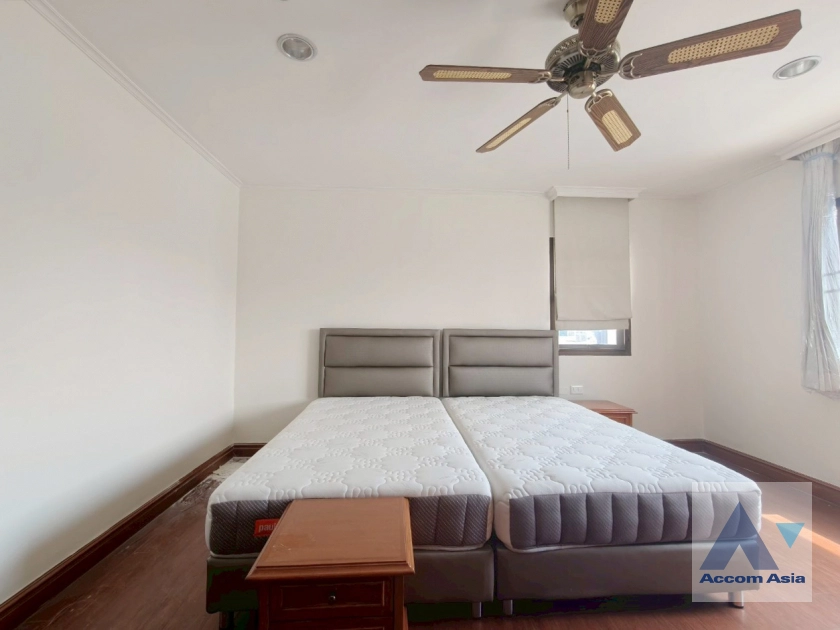 23  3 br Condominium for rent and sale in Sukhumvit ,Bangkok BTS Nana at Kallista Mansion 10155
