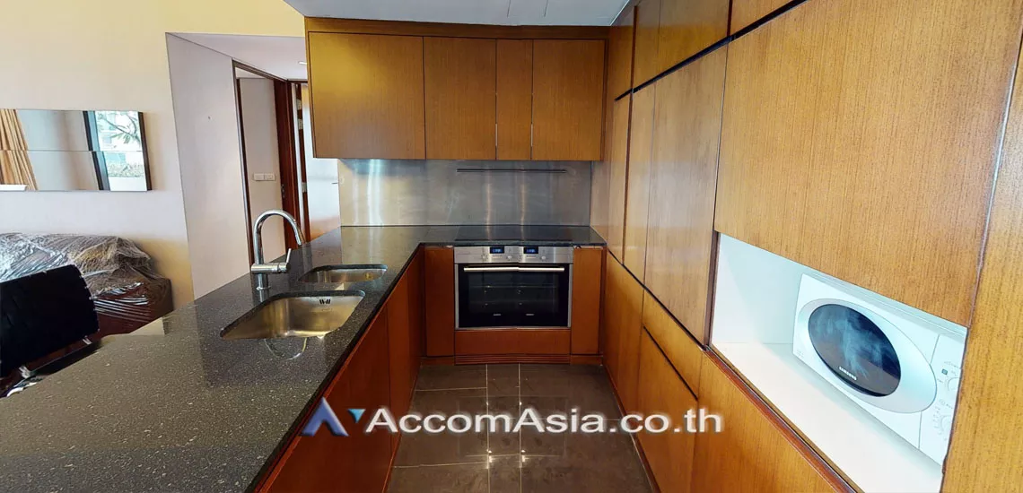 4  2 br Condominium For Rent in Ploenchit ,Bangkok BTS Ratchadamri at Hansar Residence 1516982
