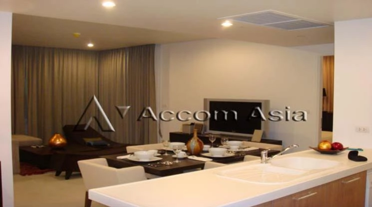 unit 2 Bedrooms  Condominium For Rent in New Phetchaburi, Bangkok  near BTS Chitlom (1516995)