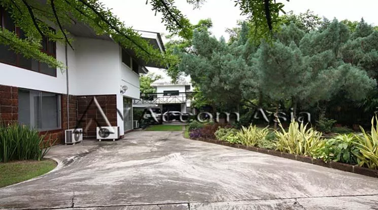  1  3 br House for rent and sale in Sukhumvit ,Bangkok BTS Phra khanong 1617018
