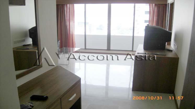 unit 1 Bedroom  Condominium For Rent in Silom, Bangkok  near BTS Chong Nonsi (1517063)