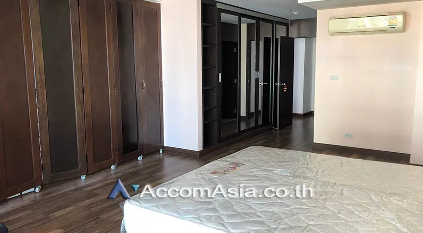 5  2 br Condominium For Rent in Ploenchit ,Bangkok BTS Ratchadamri at The Rajdamri 1517067