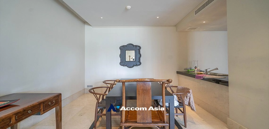  2 Bedrooms  Condominium For Rent & Sale in Silom, Bangkok  near BTS Chong Nonsi - BRT Arkhan Songkhro (1517069)