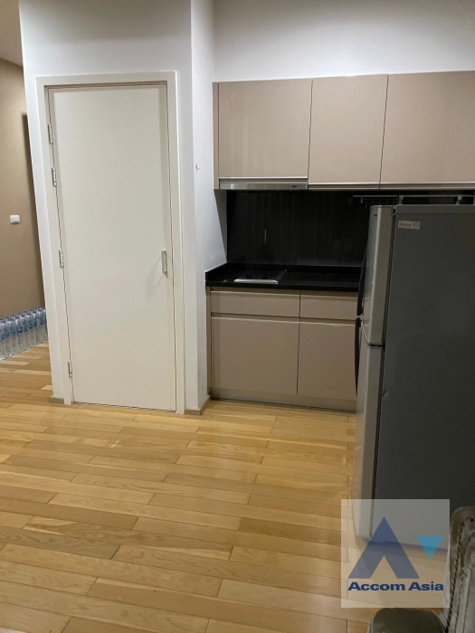 unit 1 Bedroom  Condominium For Rent & Sale in Sukhumvit, Bangkok  near BTS Phrom Phong (1517076)