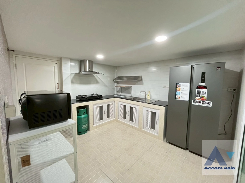 8  3 br House For Rent in Sukhumvit ,Bangkok BTS Ekkamai 1717086