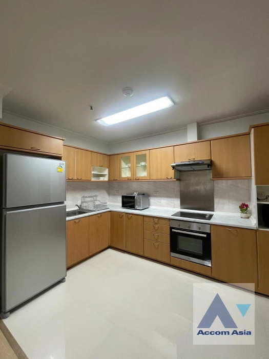 unit 2 Bedrooms  Condominium For Rent & Sale in Sukhumvit, Bangkok  near BTS Phrom Phong (1517098)