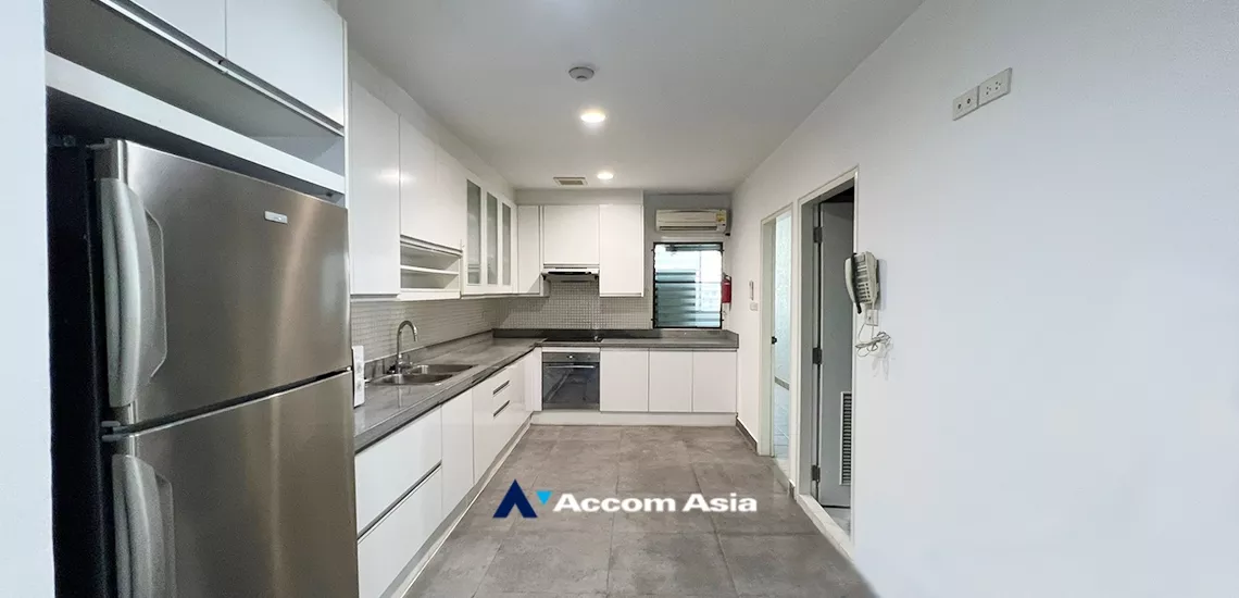 8  3 br Condominium For Rent in Sathorn ,Bangkok MRT Khlong Toei at Baan Yen Akard 1517119