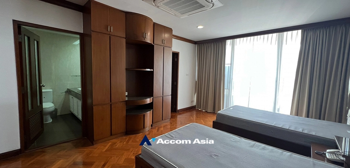14  3 br Condominium for rent and sale in Sathorn ,Bangkok MRT Khlong Toei at Baan Yen Akard 1517119