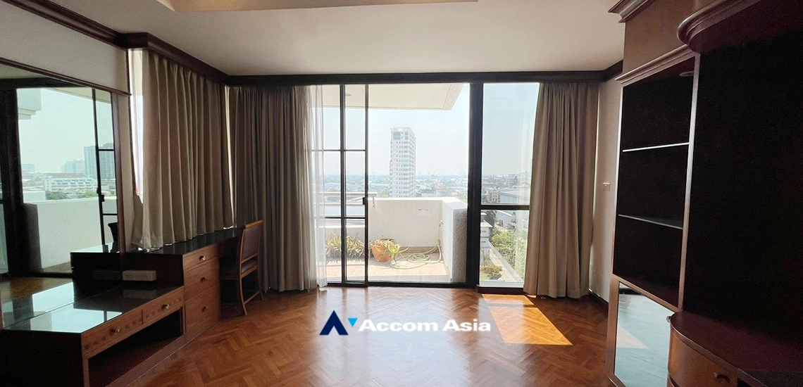 17  3 br Condominium for rent and sale in Sathorn ,Bangkok MRT Khlong Toei at Baan Yen Akard 1517119
