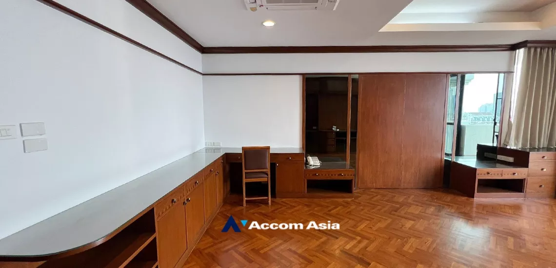 15  3 br Condominium For Rent in Sathorn ,Bangkok MRT Khlong Toei at Baan Yen Akard 1517119