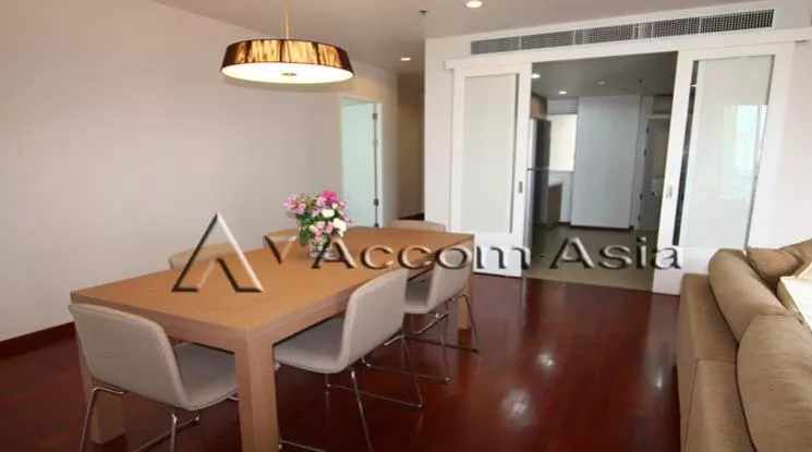 unit 2 Bedrooms  Apartment For Rent in Sukhumvit, Bangkok  near BTS Phrom Phong (1417169)