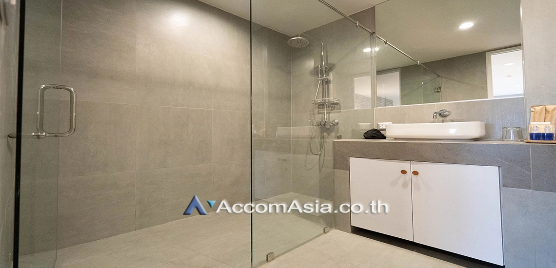 11  3 br Apartment For Rent in Ploenchit ,Bangkok BTS Chitlom - MRT Lumphini at Exclusive Residence 1417185