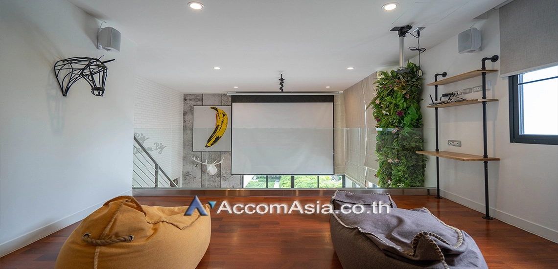 6  3 br Apartment For Rent in Ploenchit ,Bangkok BTS Chitlom - MRT Lumphini at Exclusive Residence 1417185