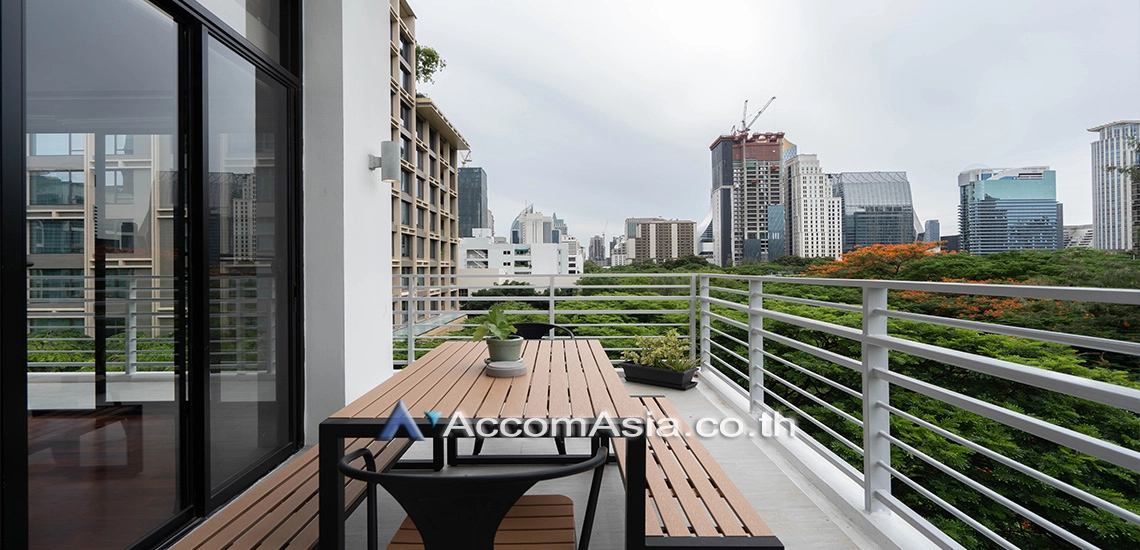  1  3 br Apartment For Rent in Ploenchit ,Bangkok BTS Chitlom - MRT Lumphini at Low-Rise Cozy Apartment, 5 mins walk to Lumpini park 1417185