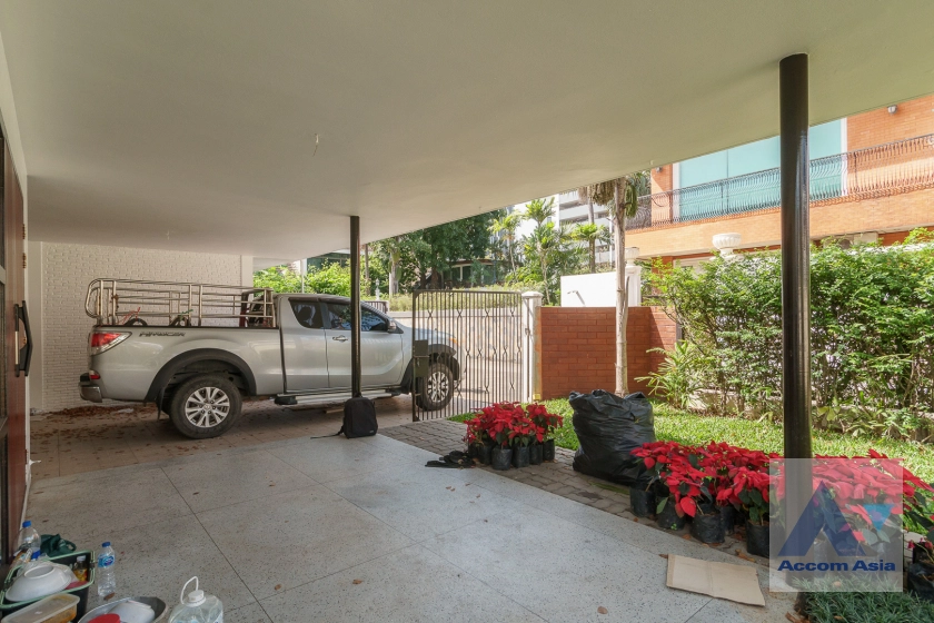 29  4 br House For Rent in Sukhumvit ,Bangkok BTS Ekkamai 2317188