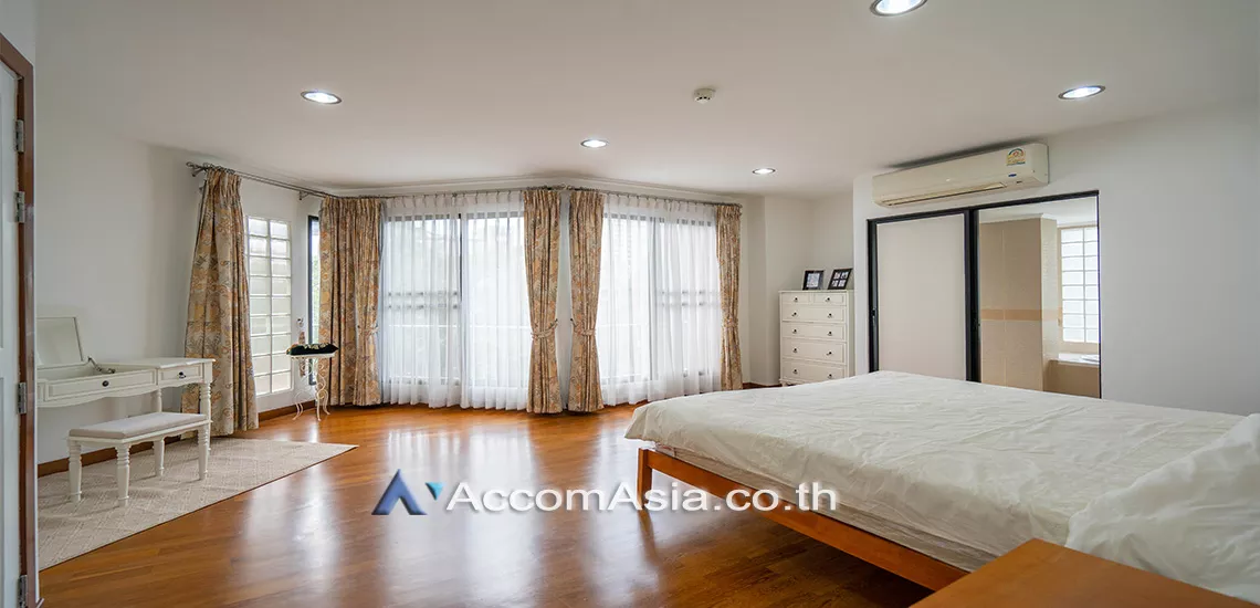 5  3 br Apartment For Rent in Sathorn ,Bangkok BTS Sala Daeng - MRT Lumphini at Secluded Ambiance 1517210