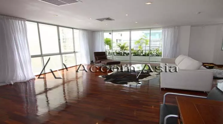  1  3 br Apartment For Rent in Sathorn ,Bangkok BTS Surasak at The spacious greenery apartment 1417212