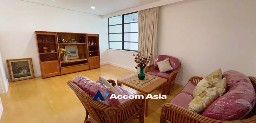 4  3 br Apartment For Rent in Sathorn ,Bangkok BTS Sala Daeng - MRT Lumphini at Children Dreaming Place - Garden 1417222