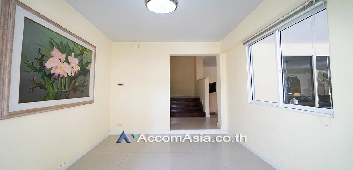 12  4 br House for rent and sale in Sukhumvit ,Bangkok BTS Asok - MRT Sukhumvit 2517228