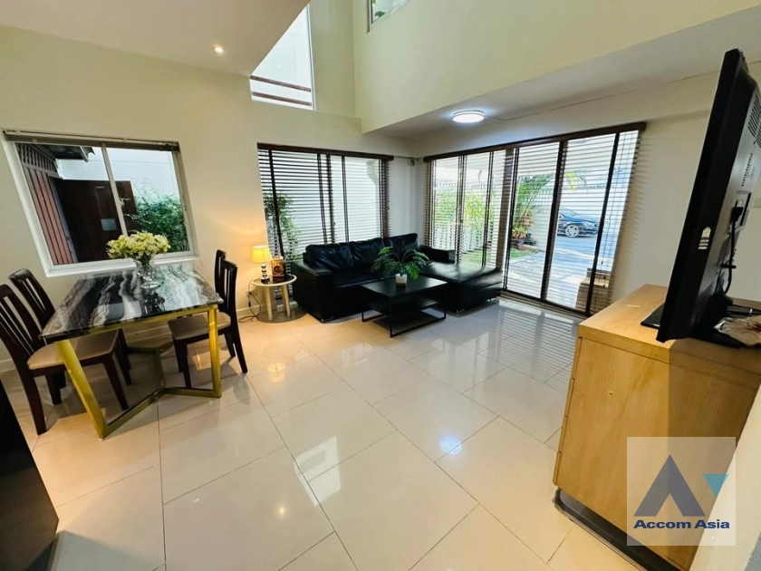  1  5 br House for rent and sale in Sukhumvit ,Bangkok BTS Asok - MRT Sukhumvit 2517228