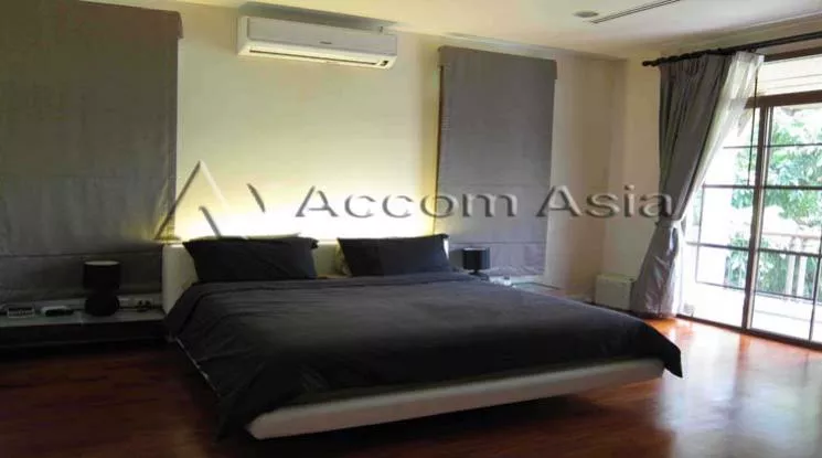 4  4 br House For Rent in Pattanakarn ,Bangkok  at Peaceful compound 1817245
