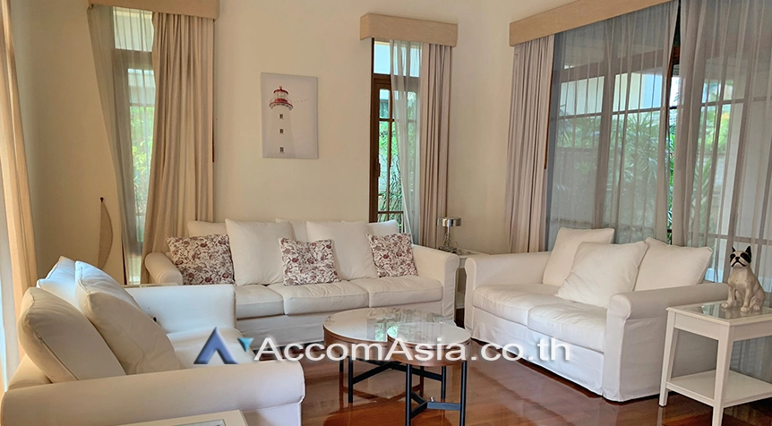  Baan Sansiri Sukhumvit 67 House  4 Bedroom for Sale & Rent BTS Phra khanong in Sukhumvit Bangkok