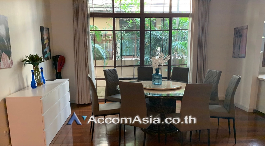 unit 4 Bedrooms  House For Rent & Sale in Sukhumvit, Bangkok  near BTS Phra khanong (1517264)
