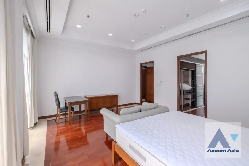 15  4 br Apartment For Rent in Sukhumvit ,Bangkok BTS Ploenchit at Apartment For RENT 1417270