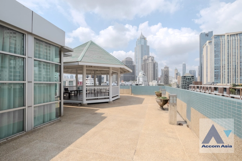 unitHuge Terrace, Penthouse |  4 Bedrooms  Apartment For Rent in Sukhumvit, Bangkok  near BTS Ploenchit (1417270)