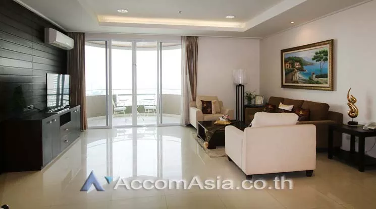 Big Balcony, Pet friendly |  Fully Furnished Suites Apartment  3 Bedroom for Rent BTS Phrom Phong in Sukhumvit Bangkok