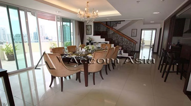 unitBig Balcony, Duplex Condo, Penthouse, Pet friendly |  4 Bedrooms  Apartment For Rent in Sukhumvit, Bangkok  near BTS Phrom Phong (1417284)