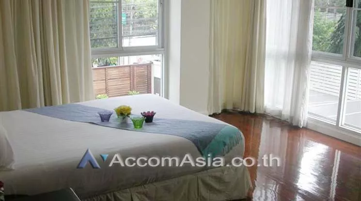 7  4 br Apartment For Rent in Silom ,Bangkok BTS Surasak at High-end Low Rise  1417306