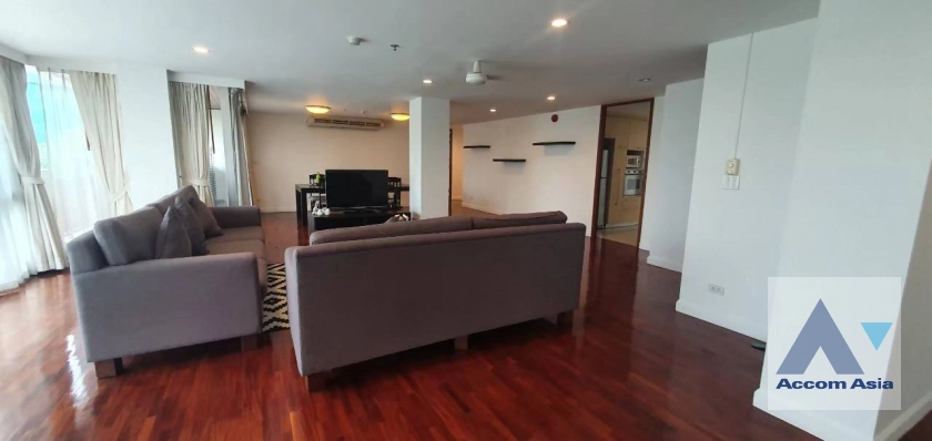 unitPet friendly |  4 Bedrooms  Apartment For Rent in Silom, Bangkok  near BTS Surasak (1417306)