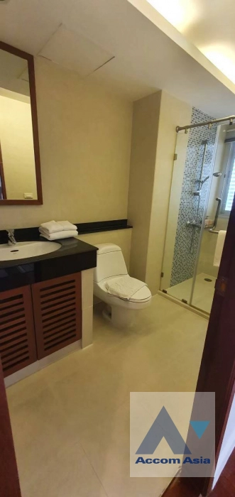 15  4 br Apartment For Rent in Silom ,Bangkok BTS Surasak at High-end Low Rise  1417306