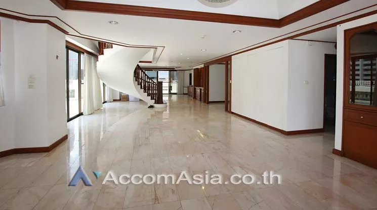  1  4 br Apartment For Rent in Ploenchit ,Bangkok BTS Ratchadamri at High rise and Peaceful 1417324