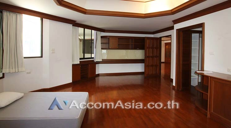 8  4 br Apartment For Rent in Ploenchit ,Bangkok BTS Ratchadamri at High rise and Peaceful 1417324
