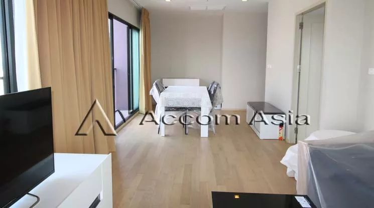  1 Bedroom  Condominium For Rent & Sale in Sukhumvit, Bangkok  near BTS Ekkamai (1517351)
