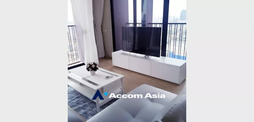 Corner Unit |  1 Bedroom  Condominium For Rent & Sale in Sukhumvit, Bangkok  near BTS Ekkamai (1517366)